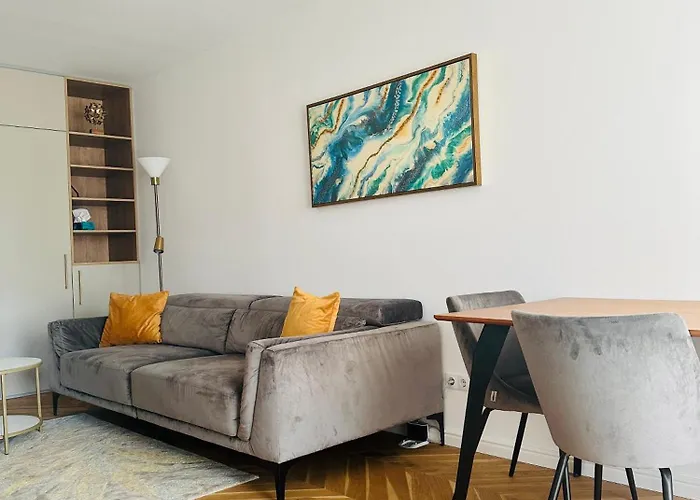 Bel Dom - The Central, Spacious 2 Luxury